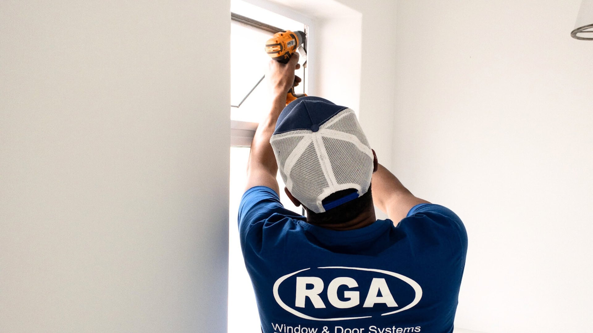 Servicing 1 PRODUCTS Section 2 SERVICE Photo 1 of 3