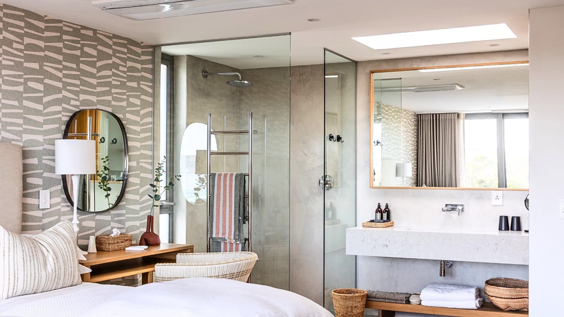 PRODUCTS Section 2 SHOWERS Photo 1 of 3