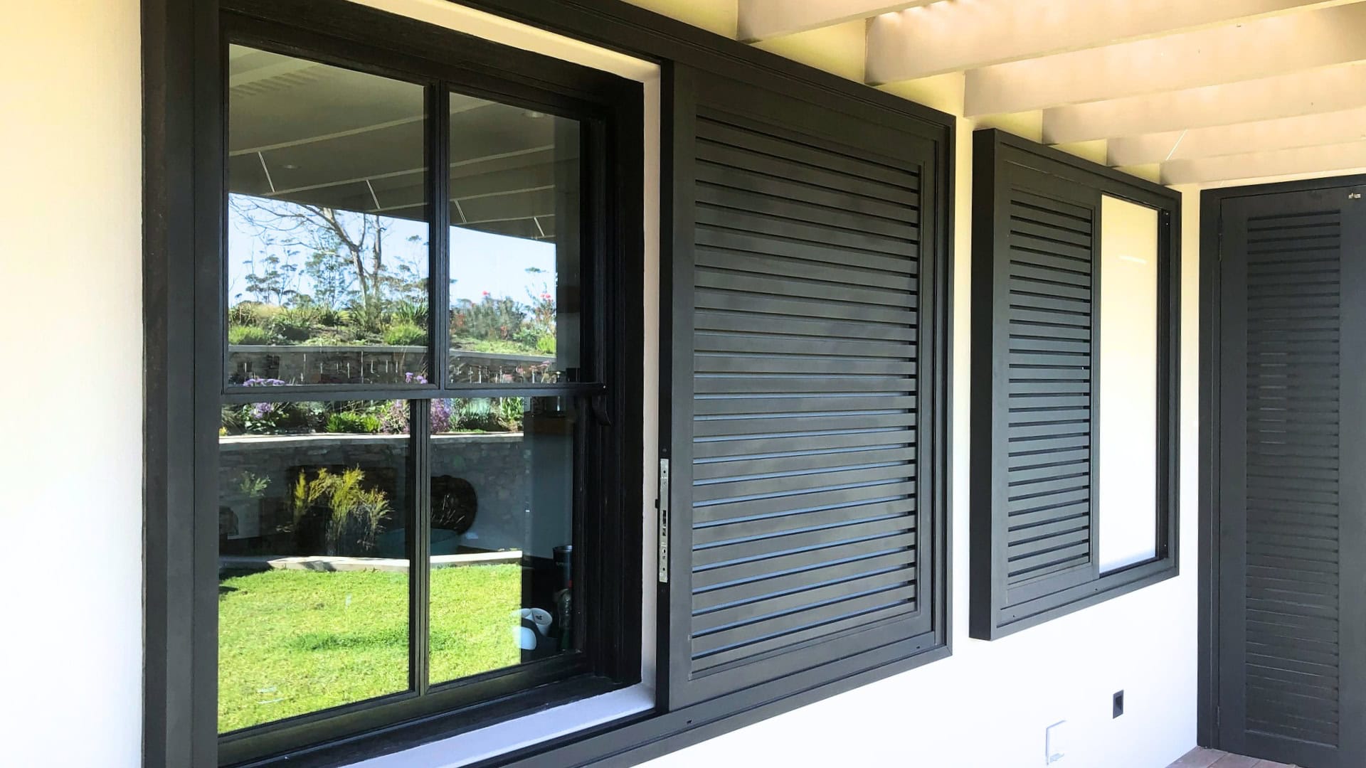 PRODUCTS Section 2 SLATTED Photo 2 of 3