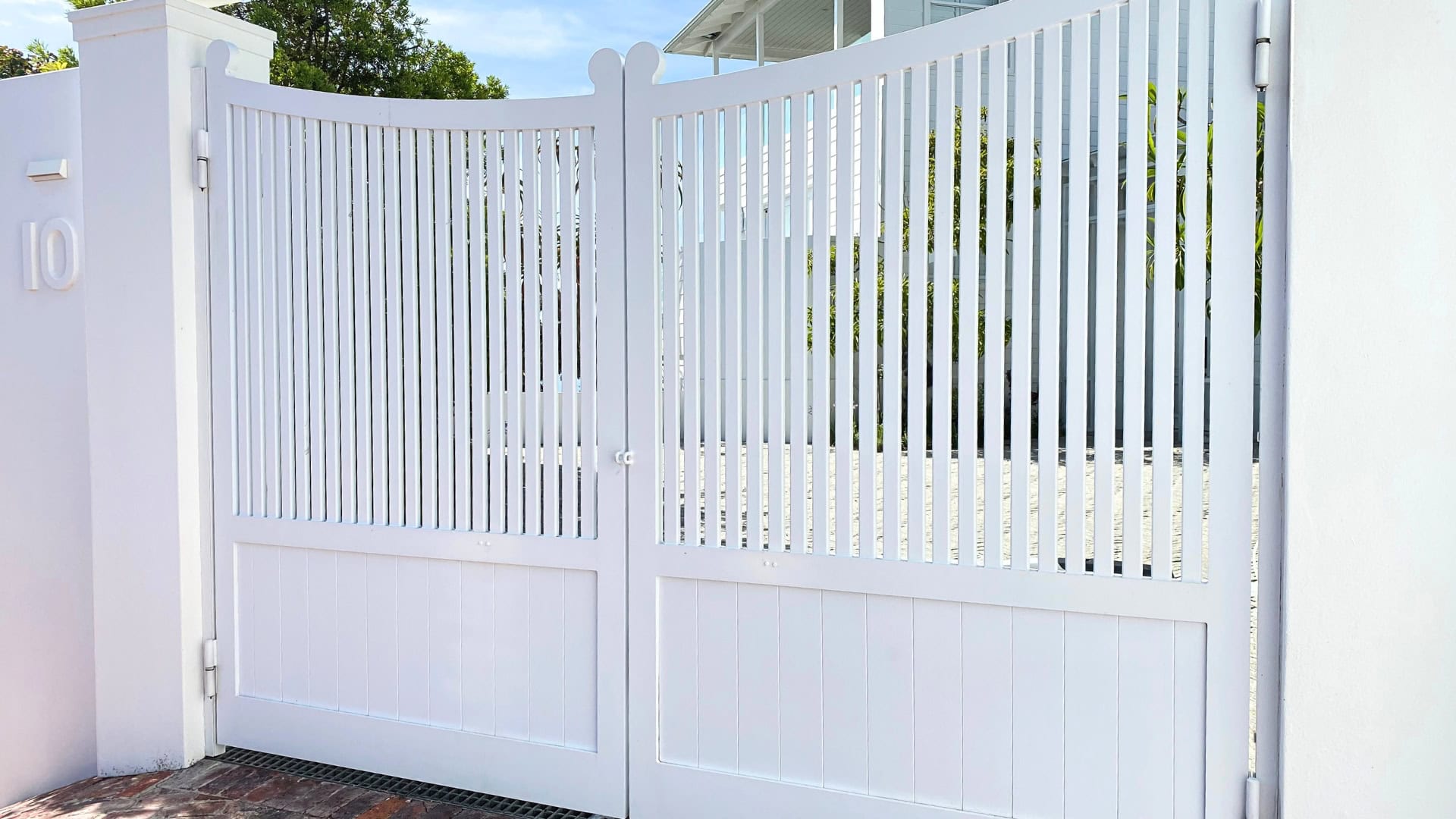 PRODUCTS Section 2 SLATTED Photo 3 of 3